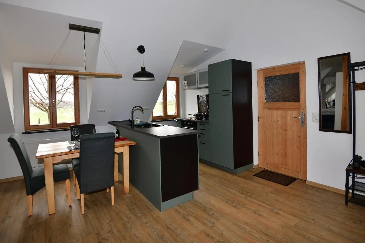 Ferienwohnung Lippert Pullenreuth